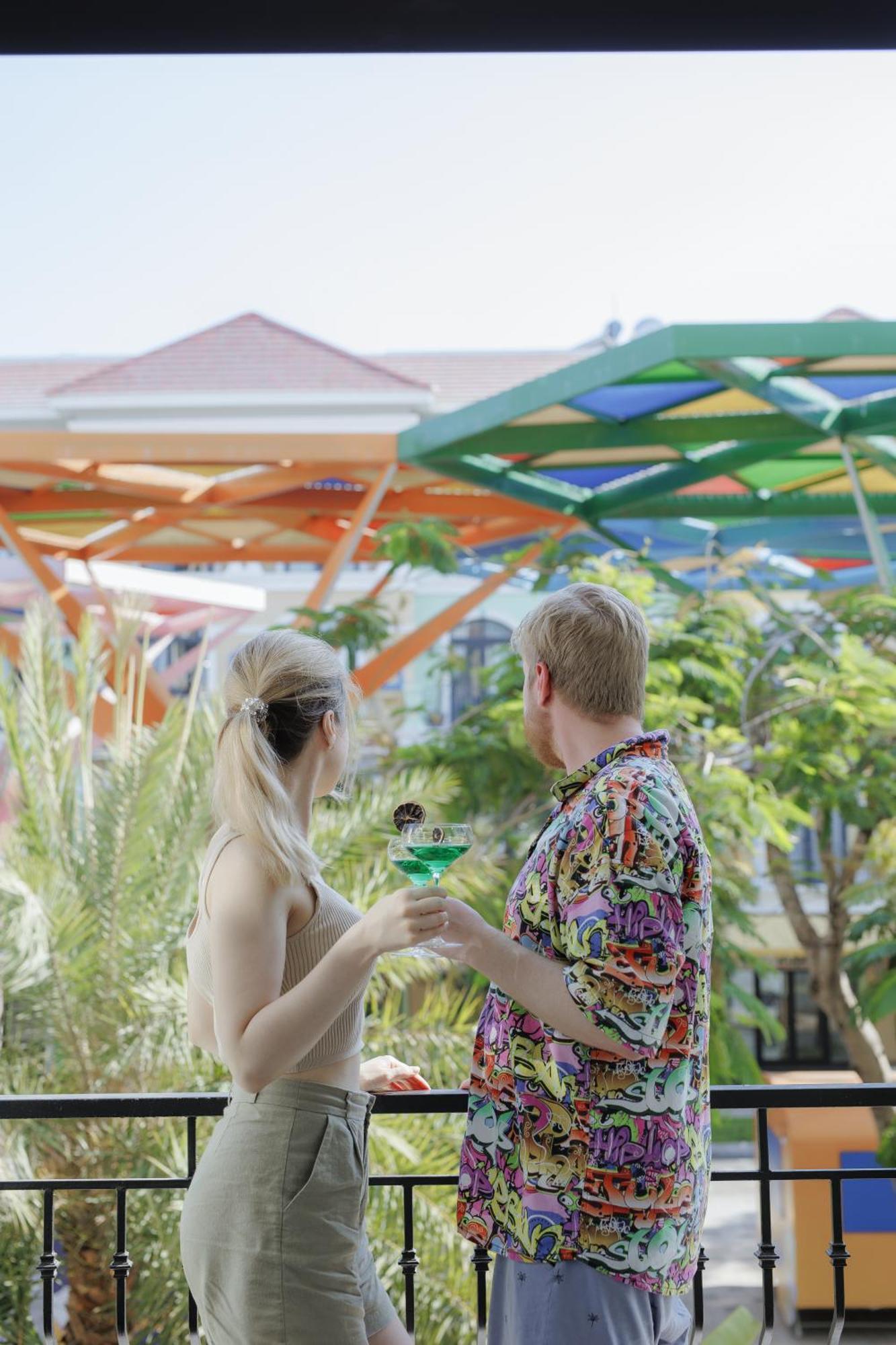 Hotel Tropical Bay Grand World Phu Quoc Esterno foto